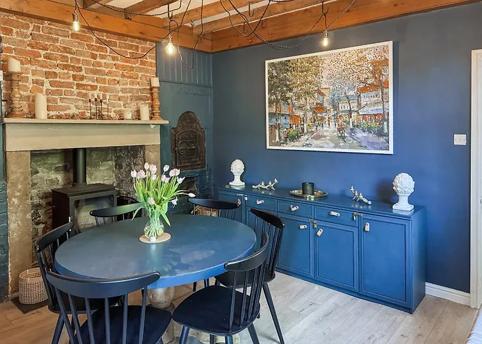 Warrington Mews-uk48821 Thornton Dale