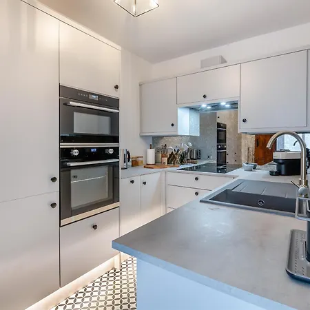 Сasa de vacaciones Warrington Mews-uk48821